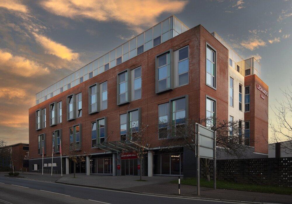 Foto del exterior de Leonardo Hotel Exeter - Formerly Jurys Inn