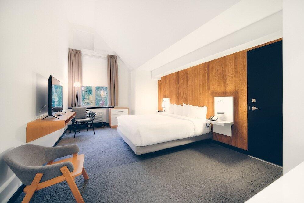 Foto de una habitación de Aava Whistler Hotel