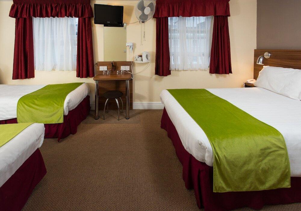 Foto de una habitación de Dover Hotel - B&amp;amp;B