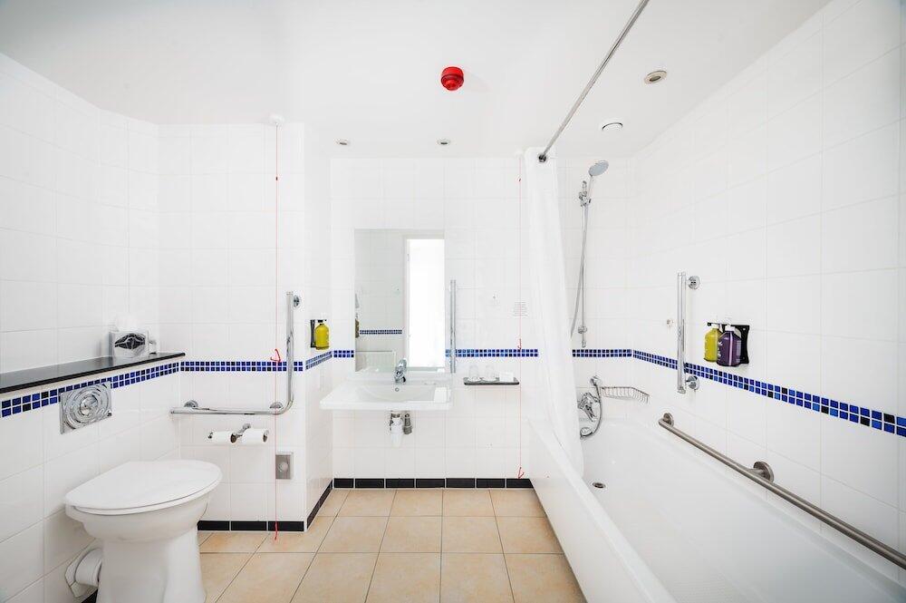 Foto de una habitación de Holiday Inn Leeds Brighouse, an IHG Hotel