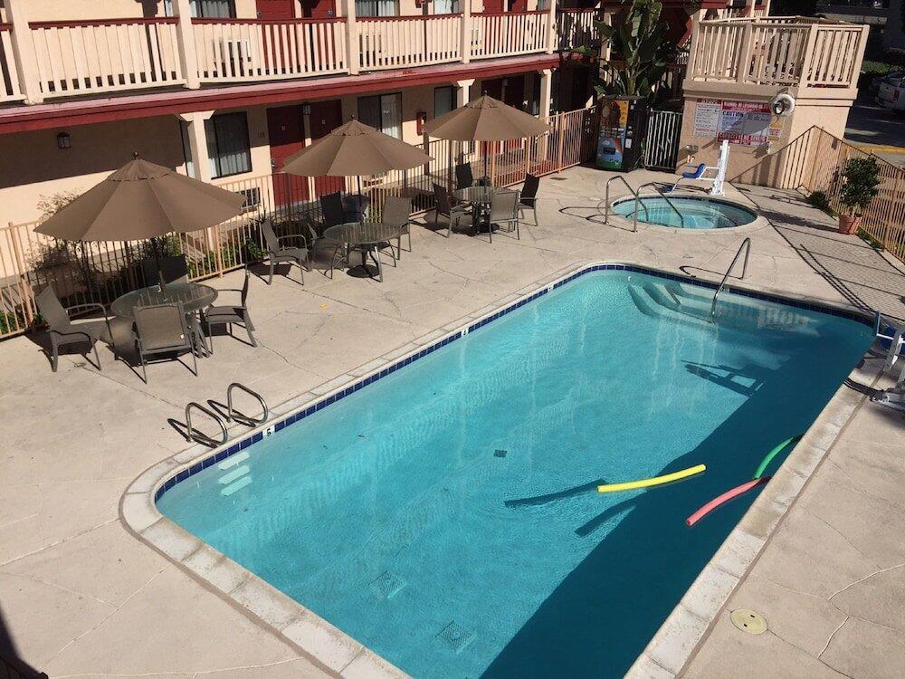 Foto de los servicios de Hotel Heritage Inn La Mesa
