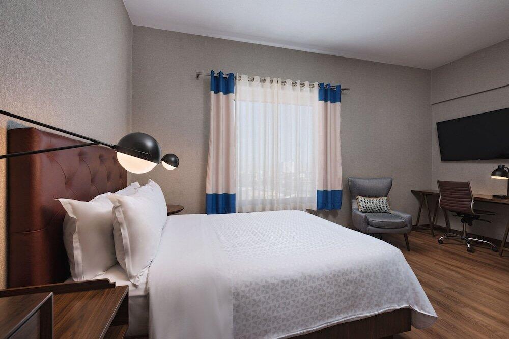 Foto de una habitación de Hotel Four Points by Sheraton Galerias Monterrey