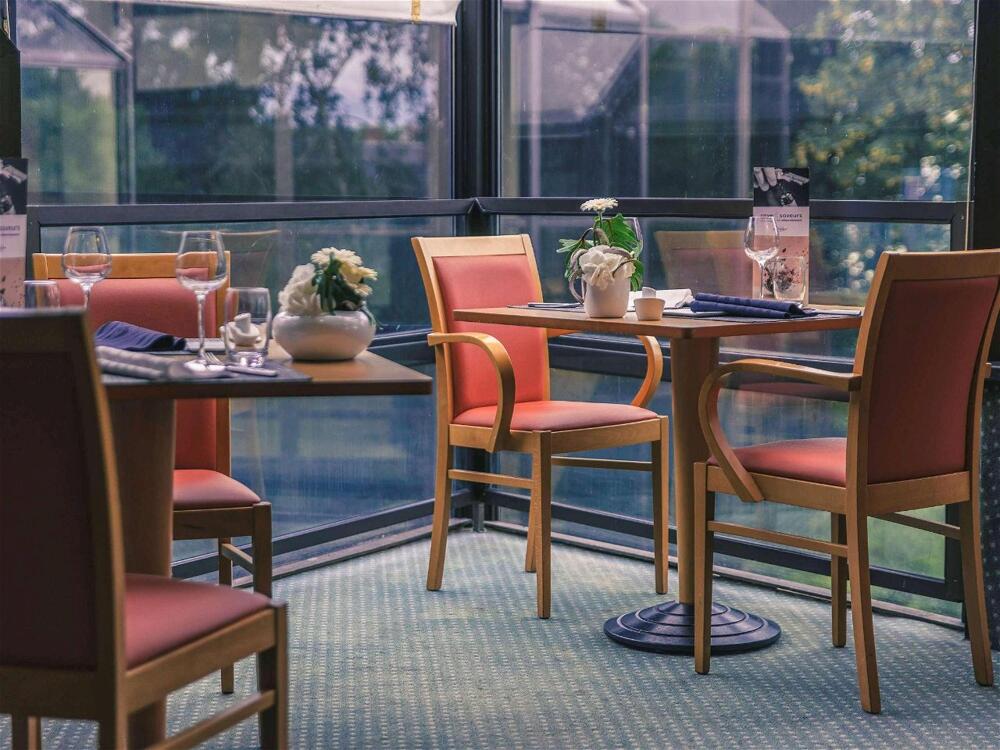 Foto de restauración de Hotel Mercure Angers Centre de Congrès