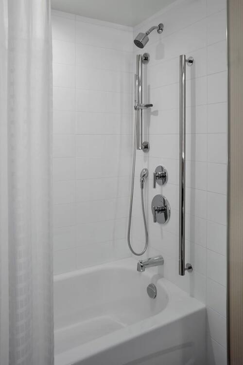 Foto del baño de Delta Hotels by Marriott Saskatoon Downtown