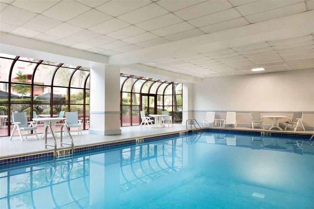 Facilities – Hotel Hampton Inn New York - LaGuardia Airport