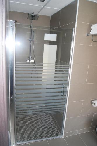 Foto del baño de Summer Hotel