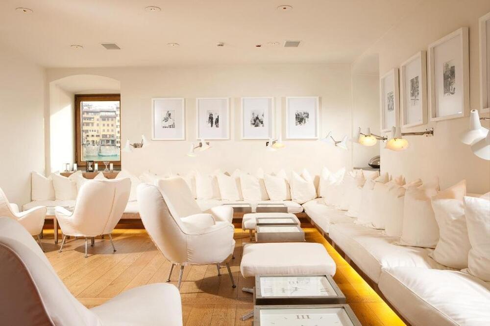 Foto de los servicios de Hotel Continentale - Lungarno Collection