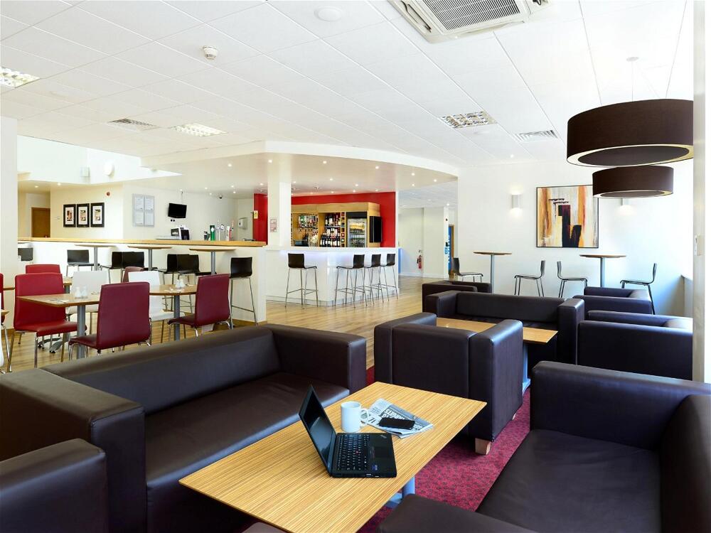 Foto general de Travelodge London Central City Road Hotel
