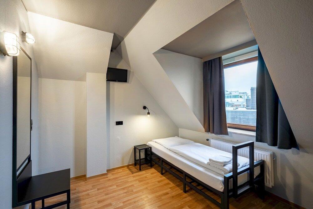 Room – Hotel a&amp;amp;o Hamburg Reeperbahn