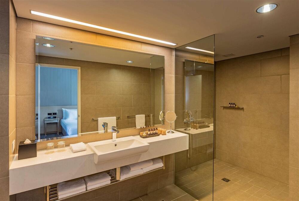 Foto del baño de Hotel PARKROYAL Darling Harbour, Sydney