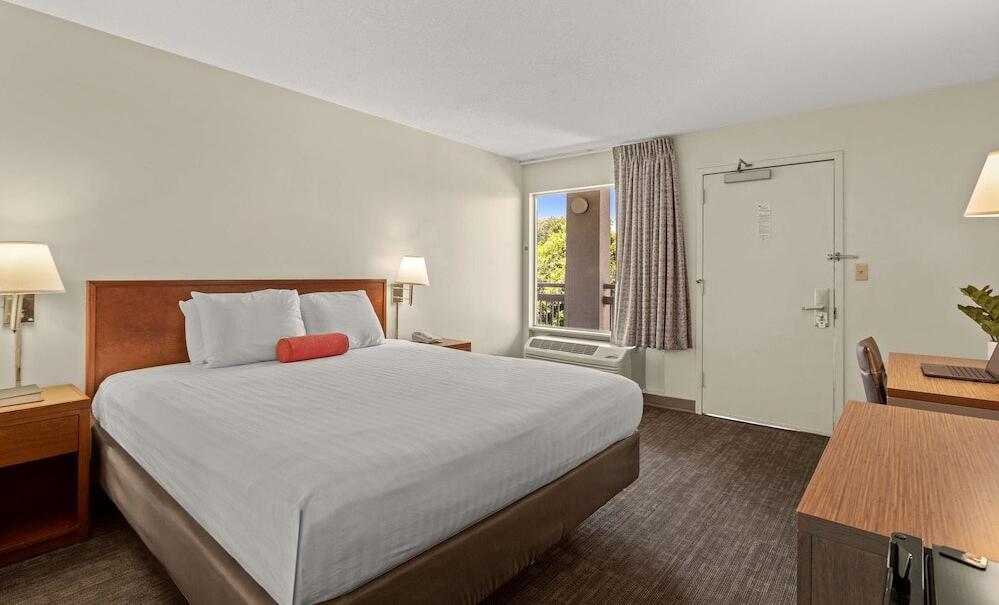 Foto de los servicios de Hotel Good Nite Inn Buena Park