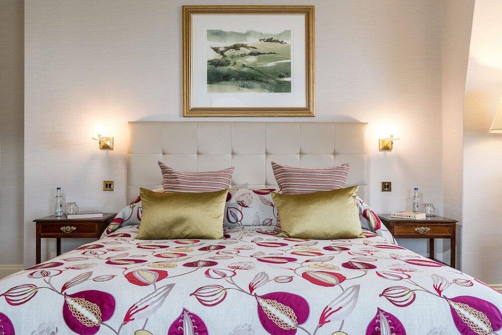 Room – The Grand Hotel