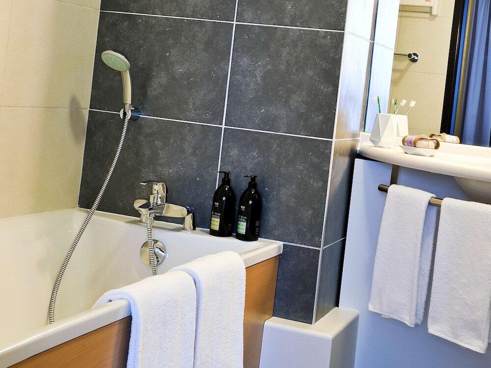 Foto del baño de Aparthotel Adagio Nantes Centre