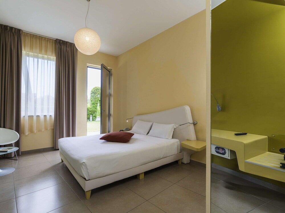 Foto de una habitación de Hotel ibis Styles Catania Acireale