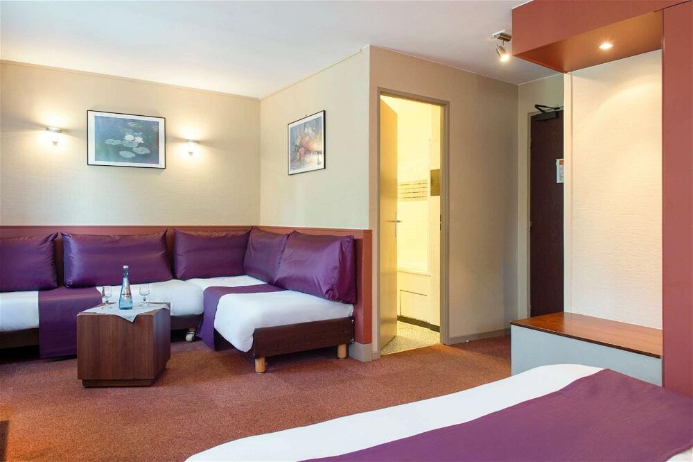Foto de una habitación de The Originals City, Hôtel Ascotel, Lille Est Grand Stade (Inter-Hotel)