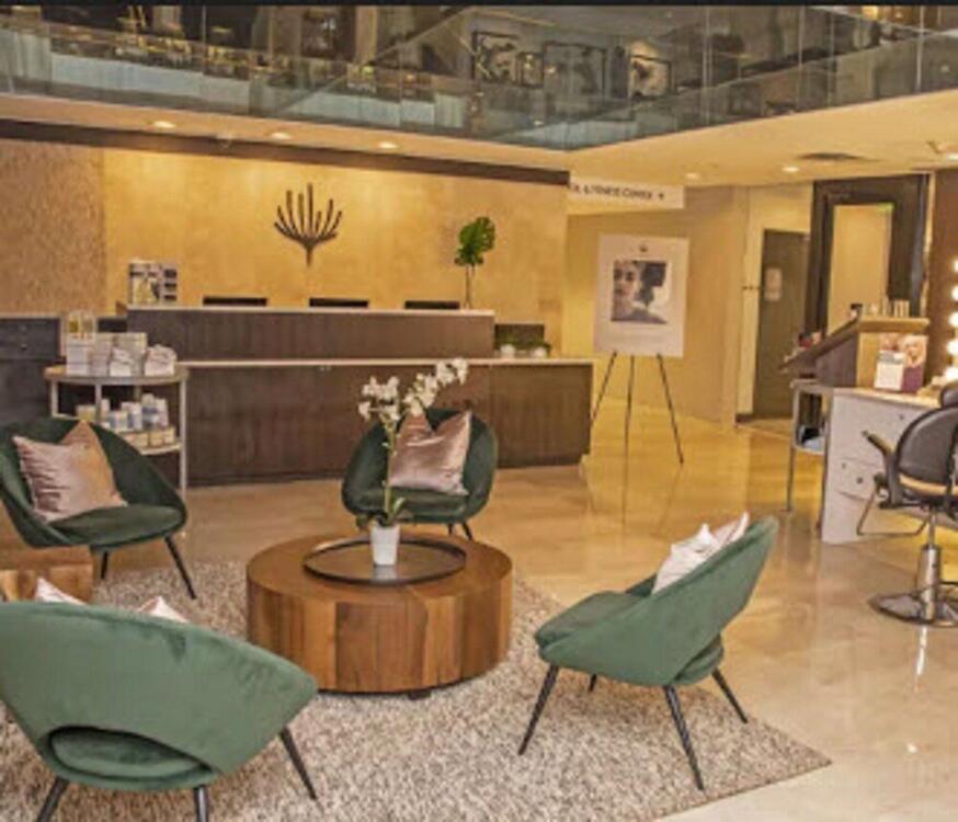 Foto de los servicios de Garden City Hotel
