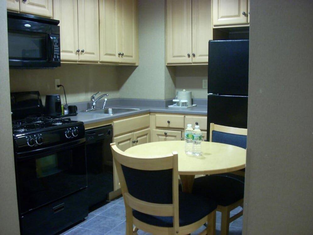 Foto de una habitación de Marco LaGuardia Hotel &amp;amp; Suites