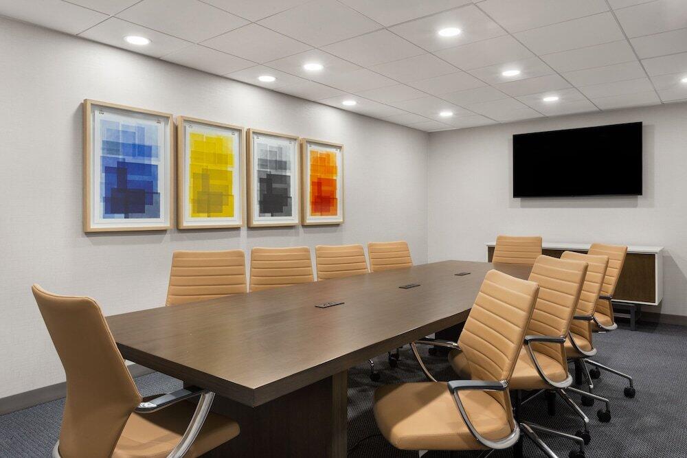Foto de los servicios de Clarion Hotel Atlanta Airport