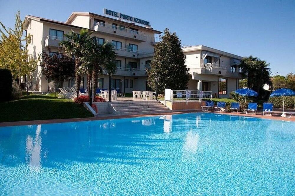 Foto de los servicios de Hotel Porto Azzurro