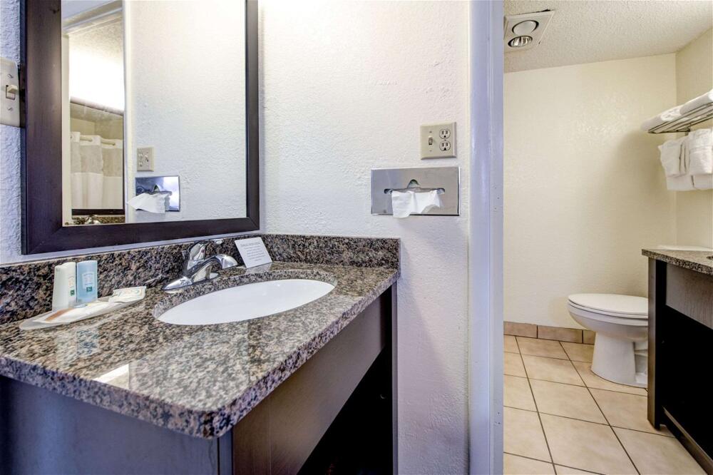 Foto de una habitación de Hotel Quality Inn Creekside - Downtown Gatlinburg