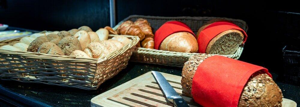 Foto de restauración de Bastion Hotel Leiden Voorschoten