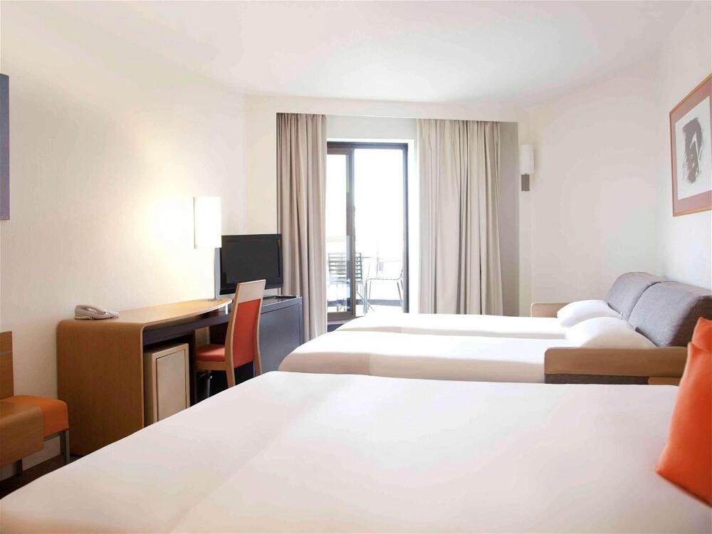 Foto general de Hotel Novotel Paris Orly Rungis Aéroport
