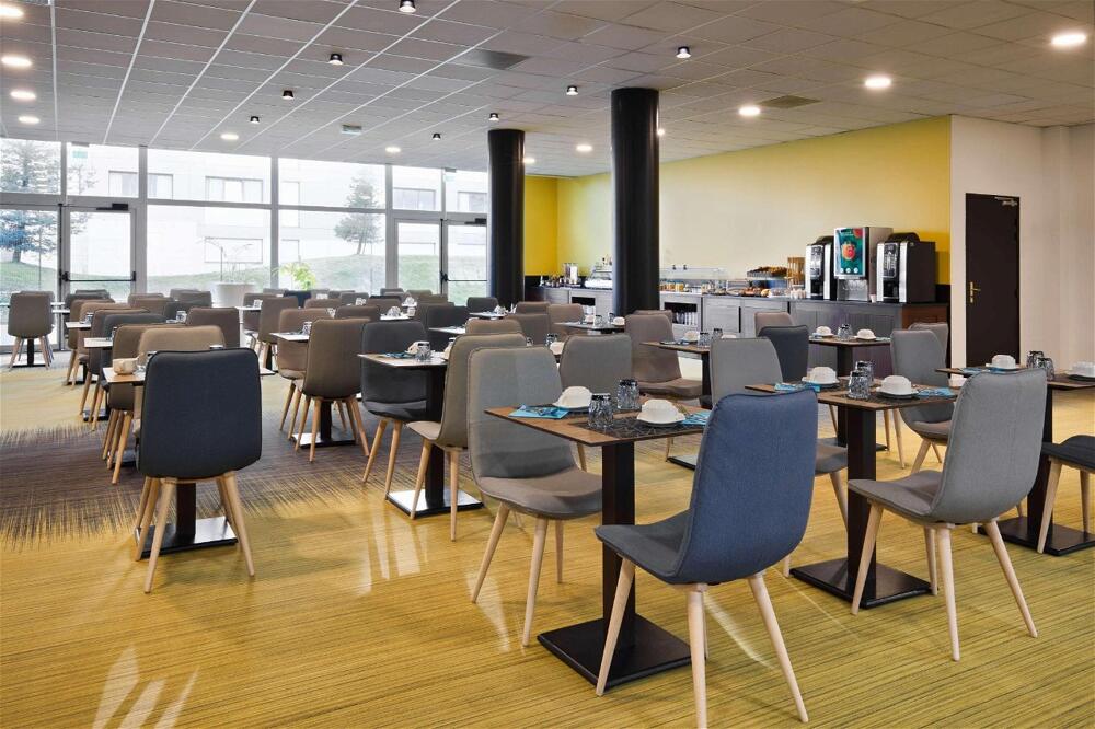 Foto de restauración de Sure Hotel by Best Western Nantes Beaujoire