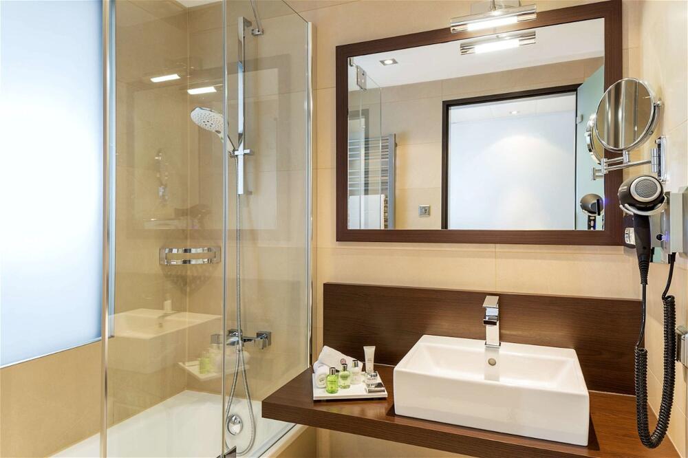 Foto del baño de Hotel NH Collection Dresden Altmarkt