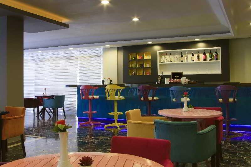Foto general de Vela Hotel