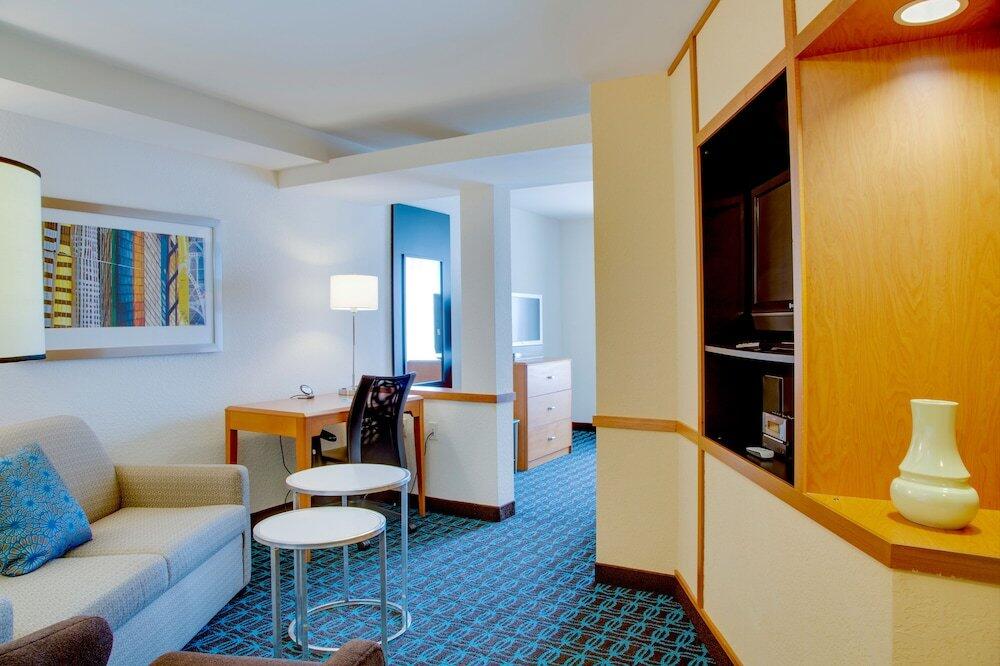 Foto de una habitación de Hotel Fairfield by Marriott Inn &amp;amp; Suites Melbourne West/Palm Bay