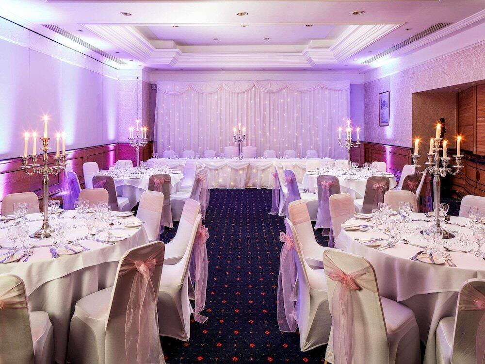 Foto de los servicios de Mercure York Fairfield Manor Hotel