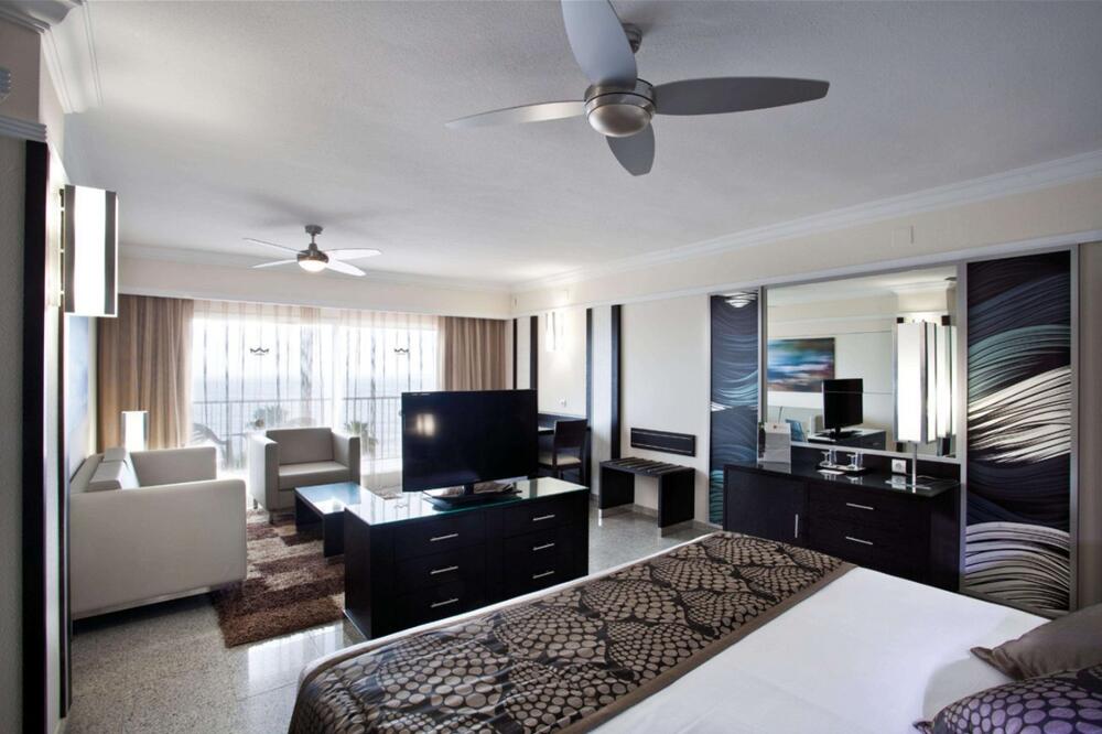 Foto de una habitación de Hotel Riu Nautilus - Adults only
