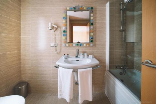 Foto del baño de Hotel Castillo de Javier