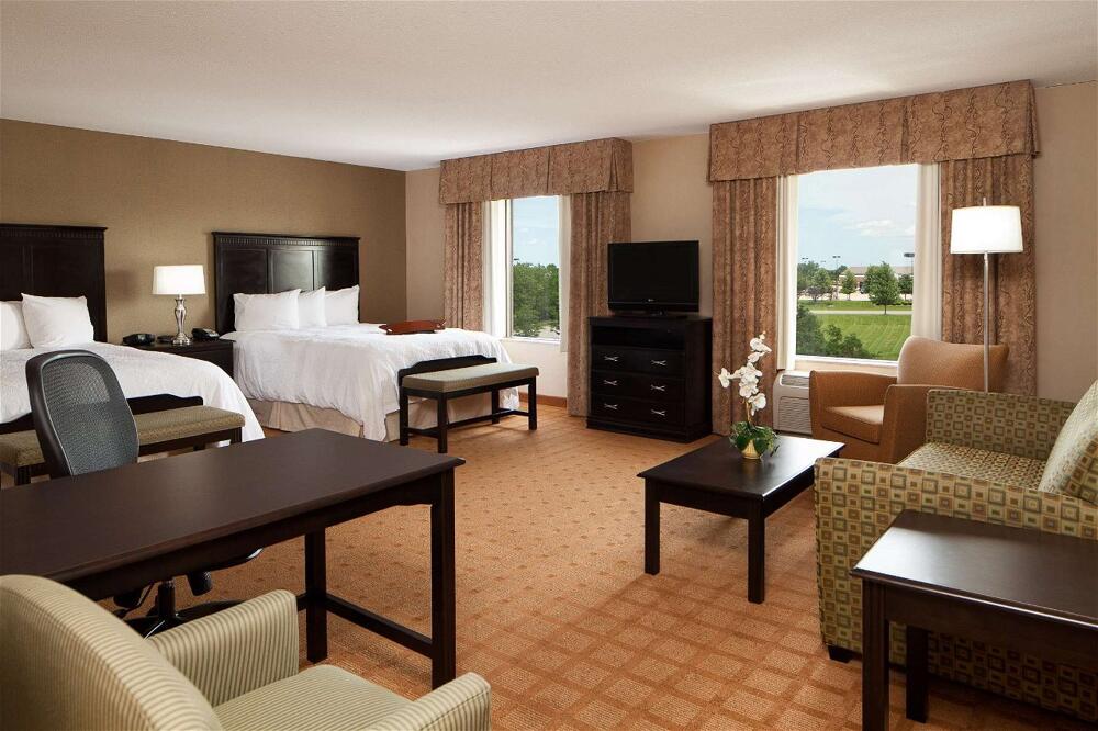 Foto de una habitación de Hotel Hampton Inn &amp;amp; Suites Chicago/Saint Charles