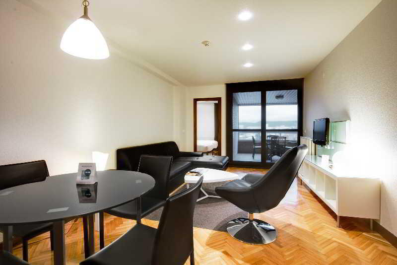 Foto general de Apartamentos Mendebaldea Suites