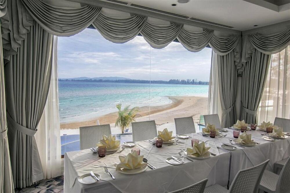 Dining – Royale Chulan Cherating Villa
