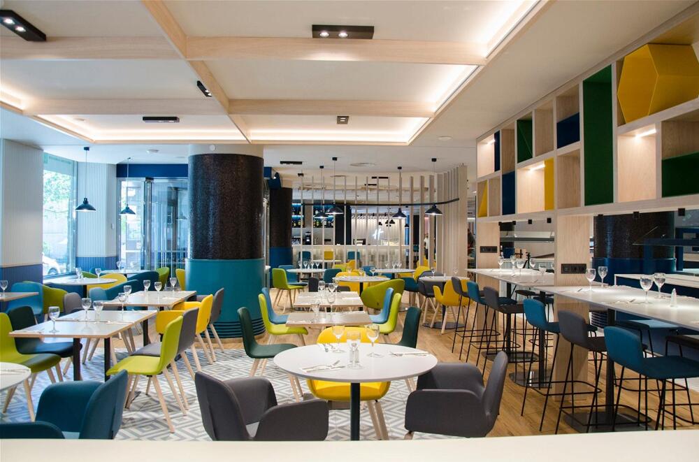 Foto de restauración de Suites Plaza Hotel &amp;amp; Wellness