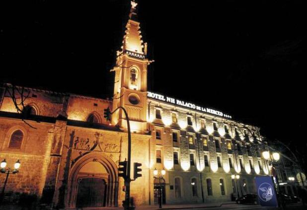 Foto del exterior de Hotel NH Collection Palacio de Burgos