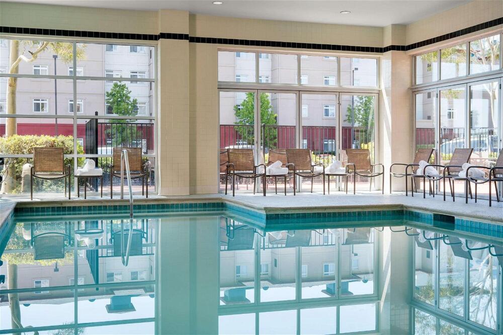 Foto de los servicios de Hotel DoubleTree by Hilton San Francisco Airport North Bayfront