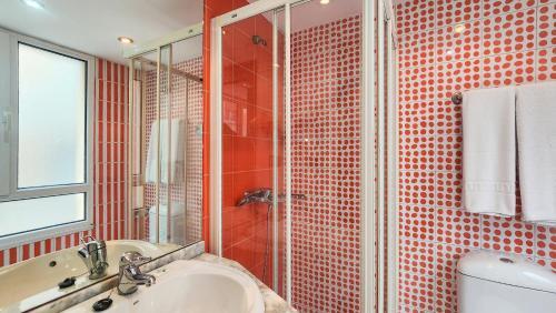 Foto del baño de Hotel Faranda Express Pathos Gijón