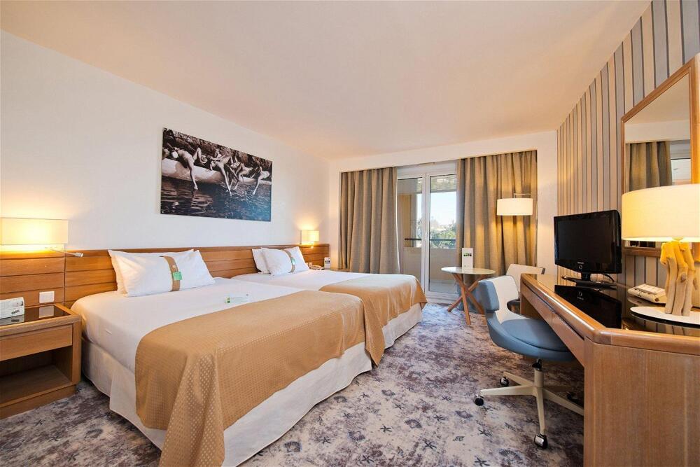 Room – Holiday Inn Nice - Port St Laurent, an IHG Hotel