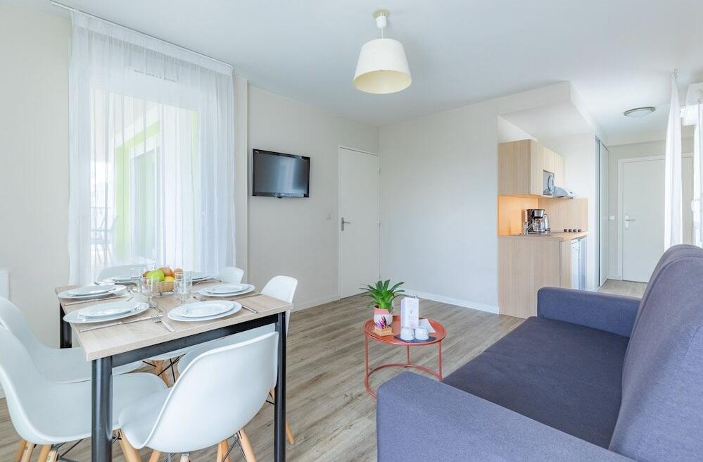 Foto de una habitación de Appart&amp;#039;City Confort Tours