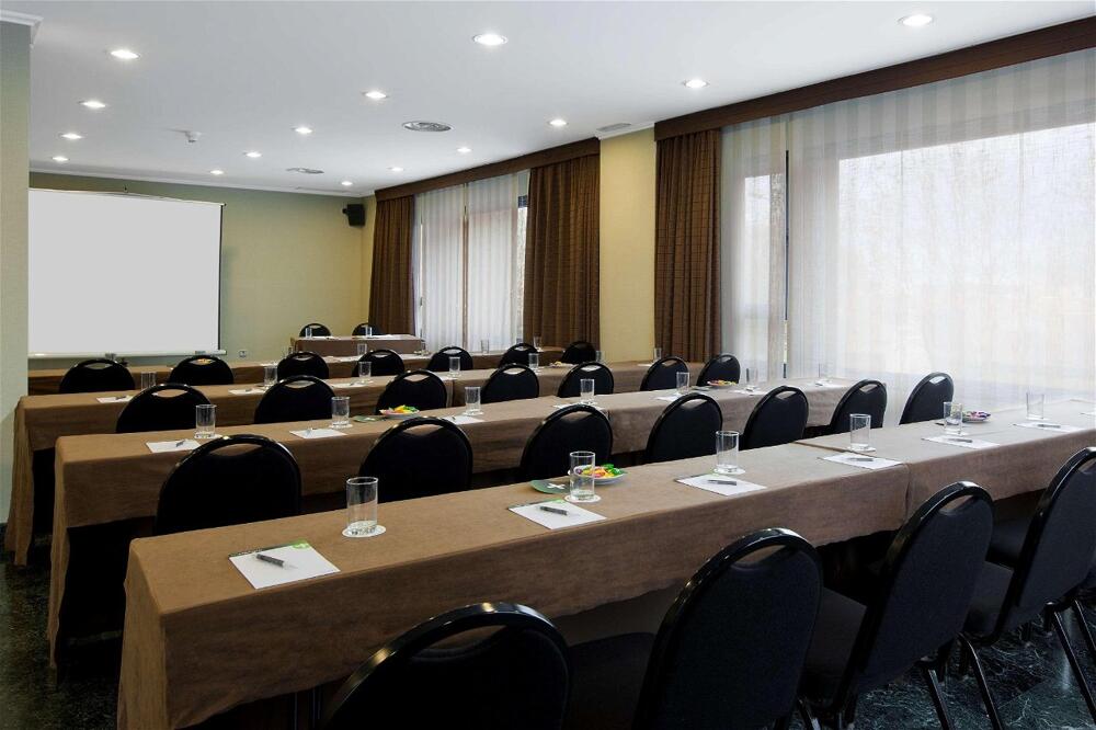 Foto de los servicios de Hotel NH Ciudad de Cuenca
