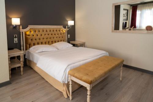Foto de una habitación de Hôtel Du Parc &amp;amp; Spa et Wellness