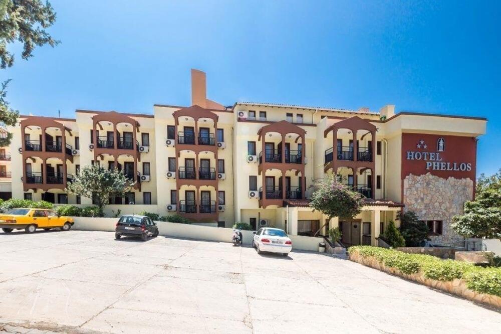 Foto del exterior de Hotel Club Phellos