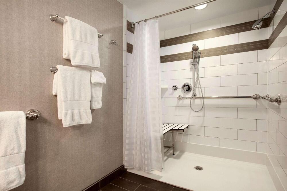Foto general de Hotel Embassy Suites by Hilton Napa Valley