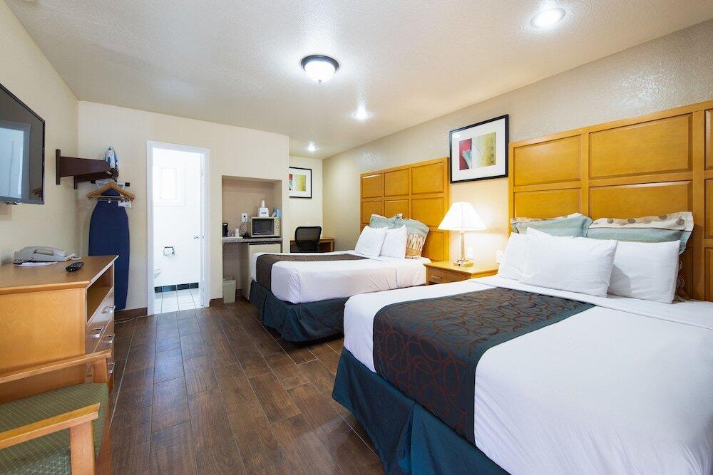 Room – Hotel Travelodge by Wyndham Merced Yosemite