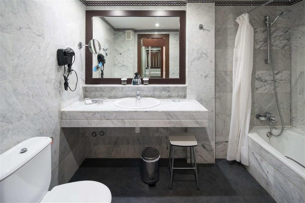 Foto del baño de Hotel Catalonia Oro Negro