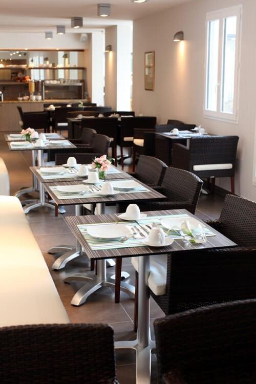 Foto de restauración de Aparthotel Residhome Arcachon Plazza