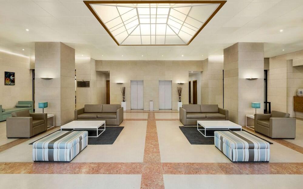 Foto de las zonas nobles de TRYP by Wyndham Montijo Parque Hotel